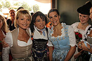 Uschi Glas war zu Gast bei Regine Sixt auch 2014 wieder (©Foto: Martin Schmitz)